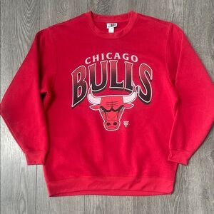 NBA Chicago Bulls crewneck sweatshirt is a piece of vintage-style NBA apparel